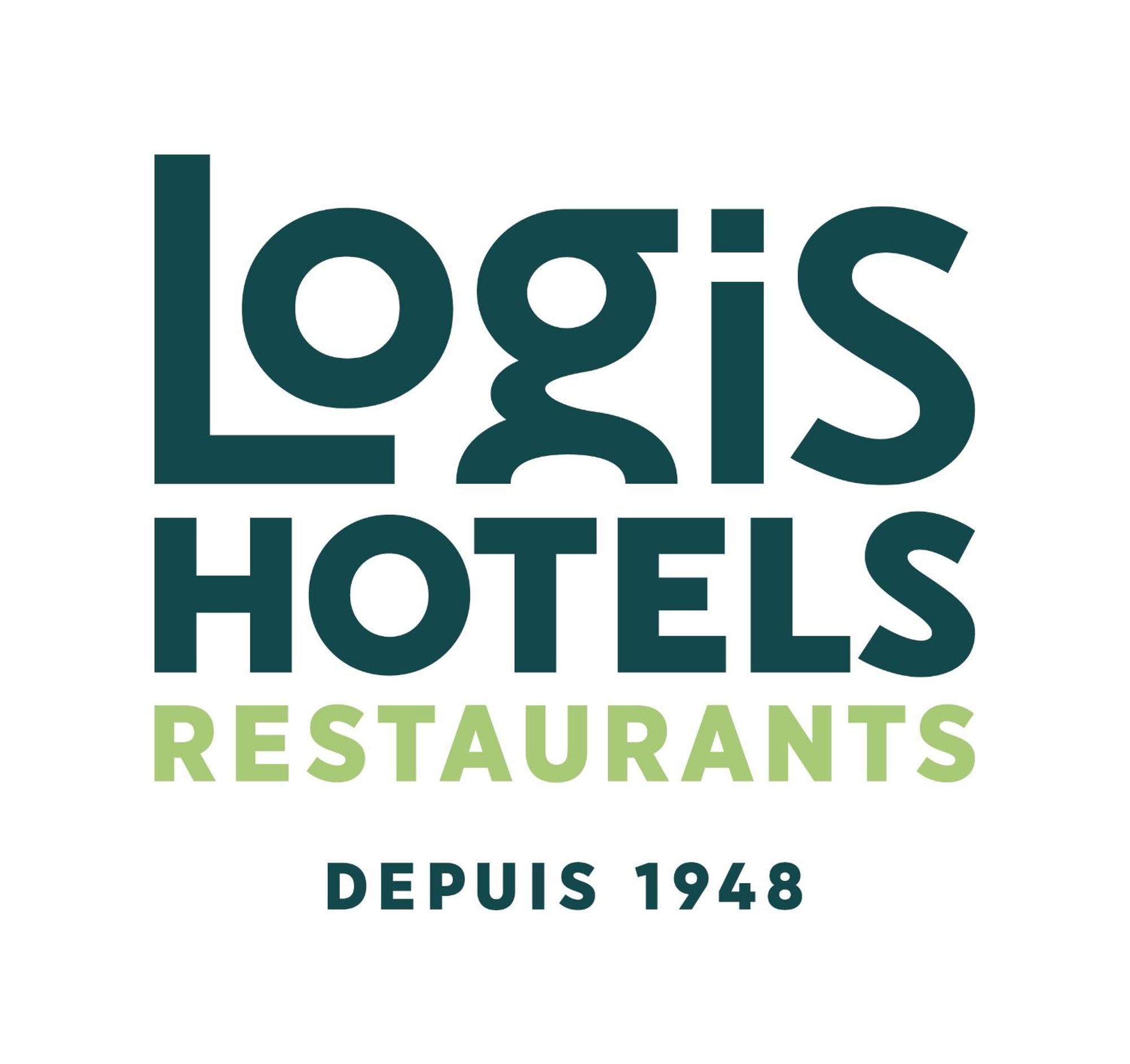 Logis Hotel des Lacs Celles-sur-Plaine Buitenkant foto